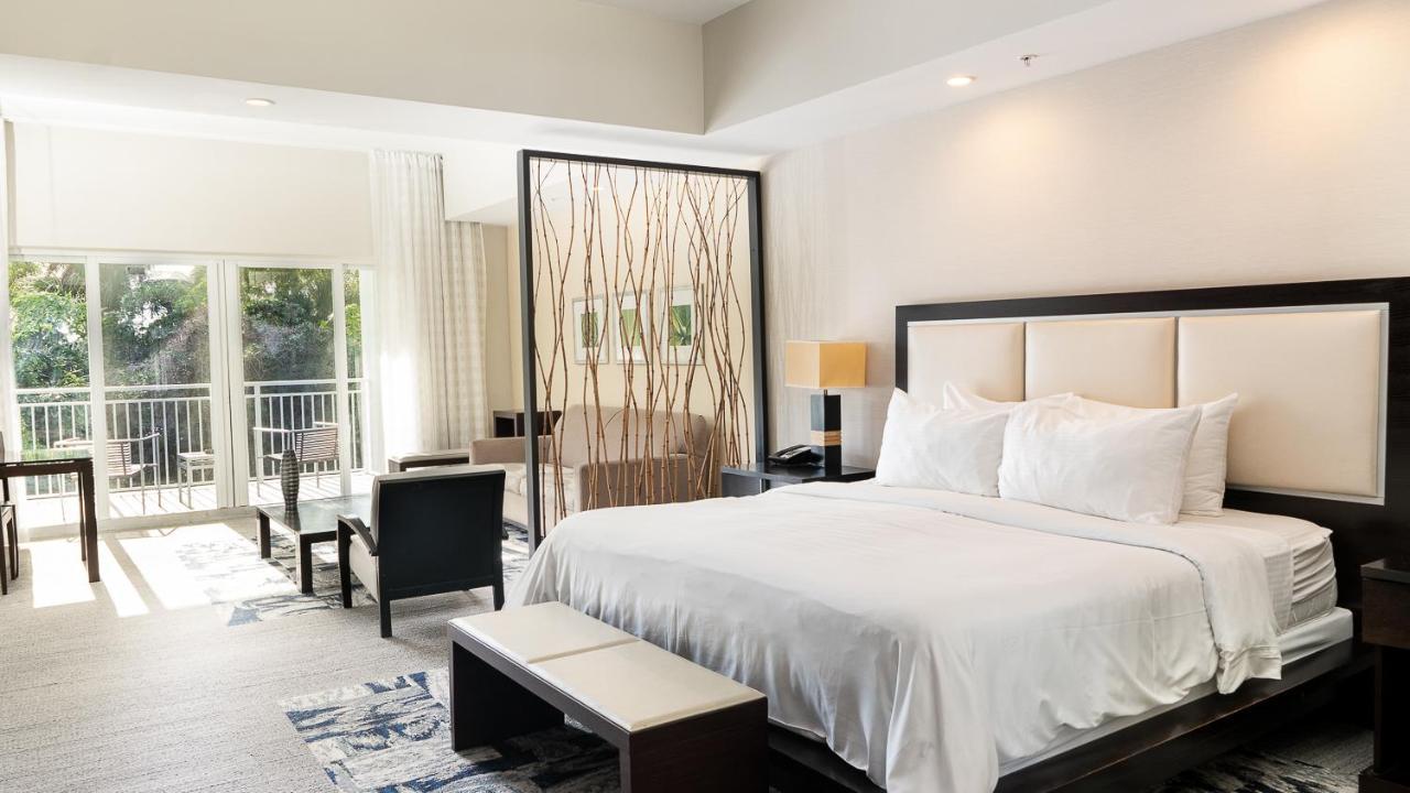 Modern Private Studio - King Bed, Jacuzzi, Balcony And Pool Aparthotel Miami