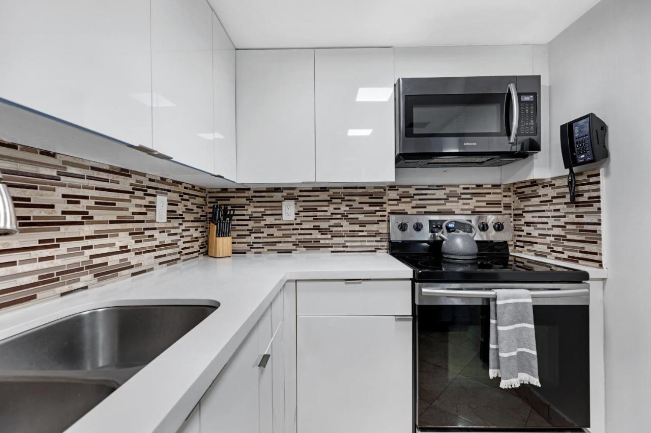 Biscayne Bay Blues Apartment