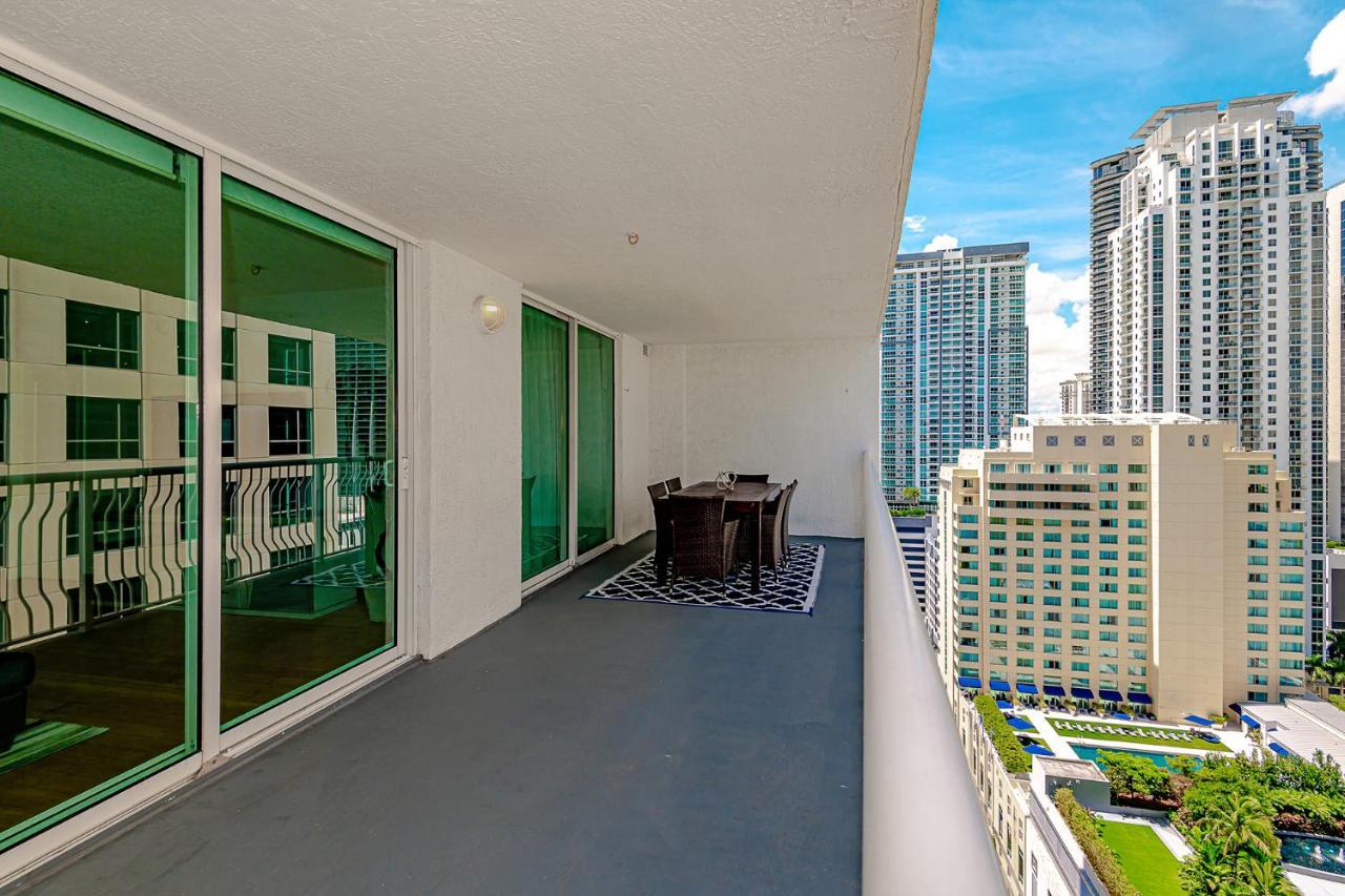 With & Ocean Views! Sleep Up To 6! Apartment Miami