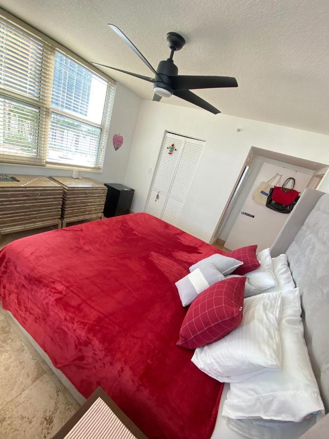 Homestay Comfortable In The Brickell Center Area