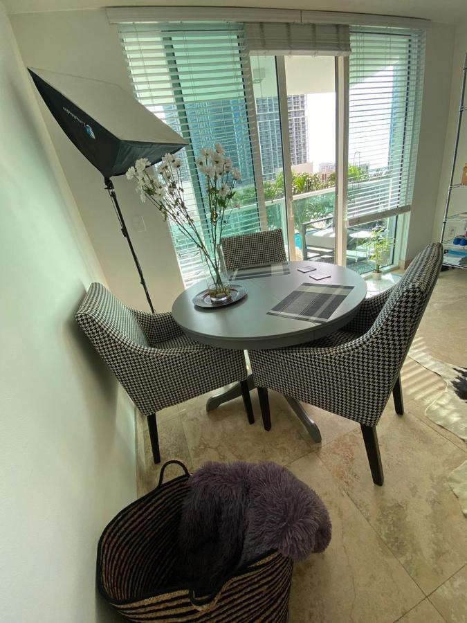 Comfortable In The Brickell Center Area Homestay