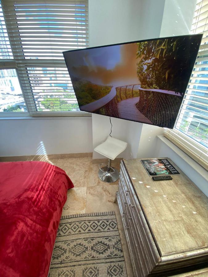 Comfortable In The Brickell Center Area * Miami