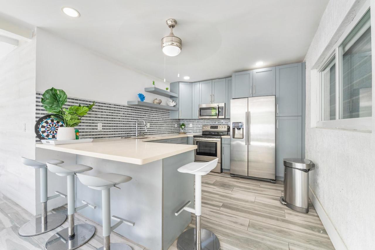 Holiday home Spacious 6br Pool, Bb Court & Near Airport L03 Miami