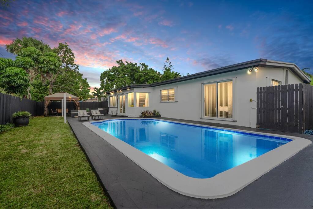 Zen House W/pool+backyard+nature Miami