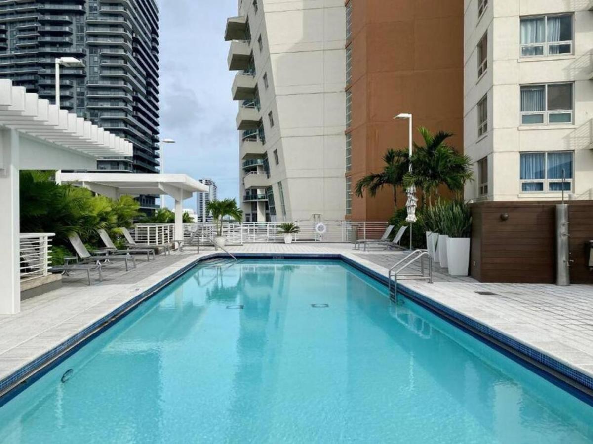 Amazing 2 Bed In Midtown With Free Parking