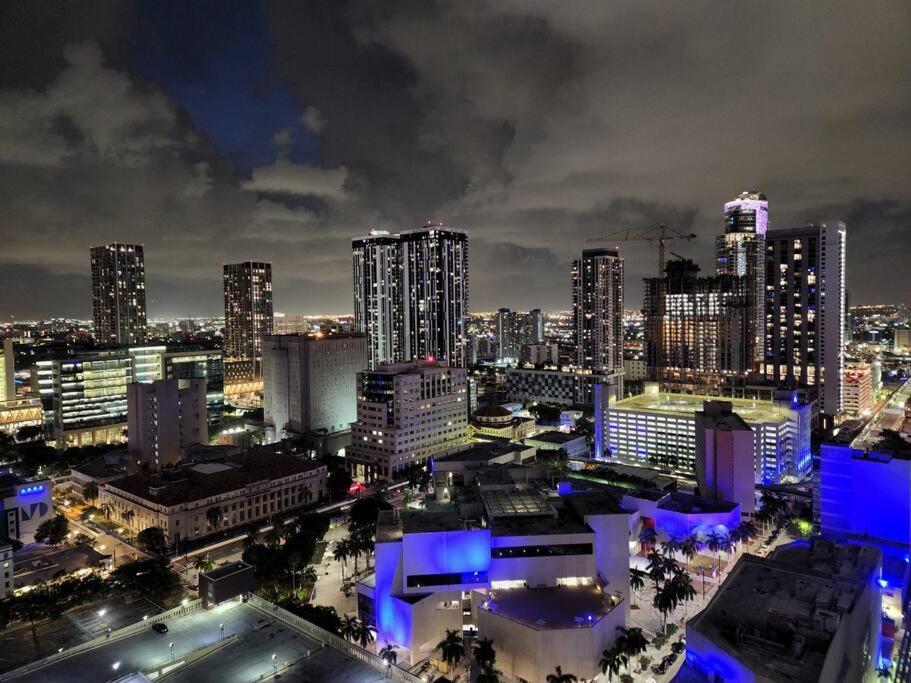 Apartment Amazing In Downtown Miami/brickell W/parking