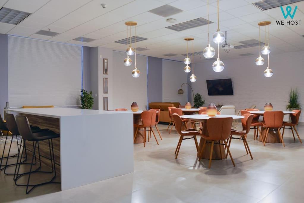 We Host- Awesome Penthouse Apt Brickell W-pool Miami