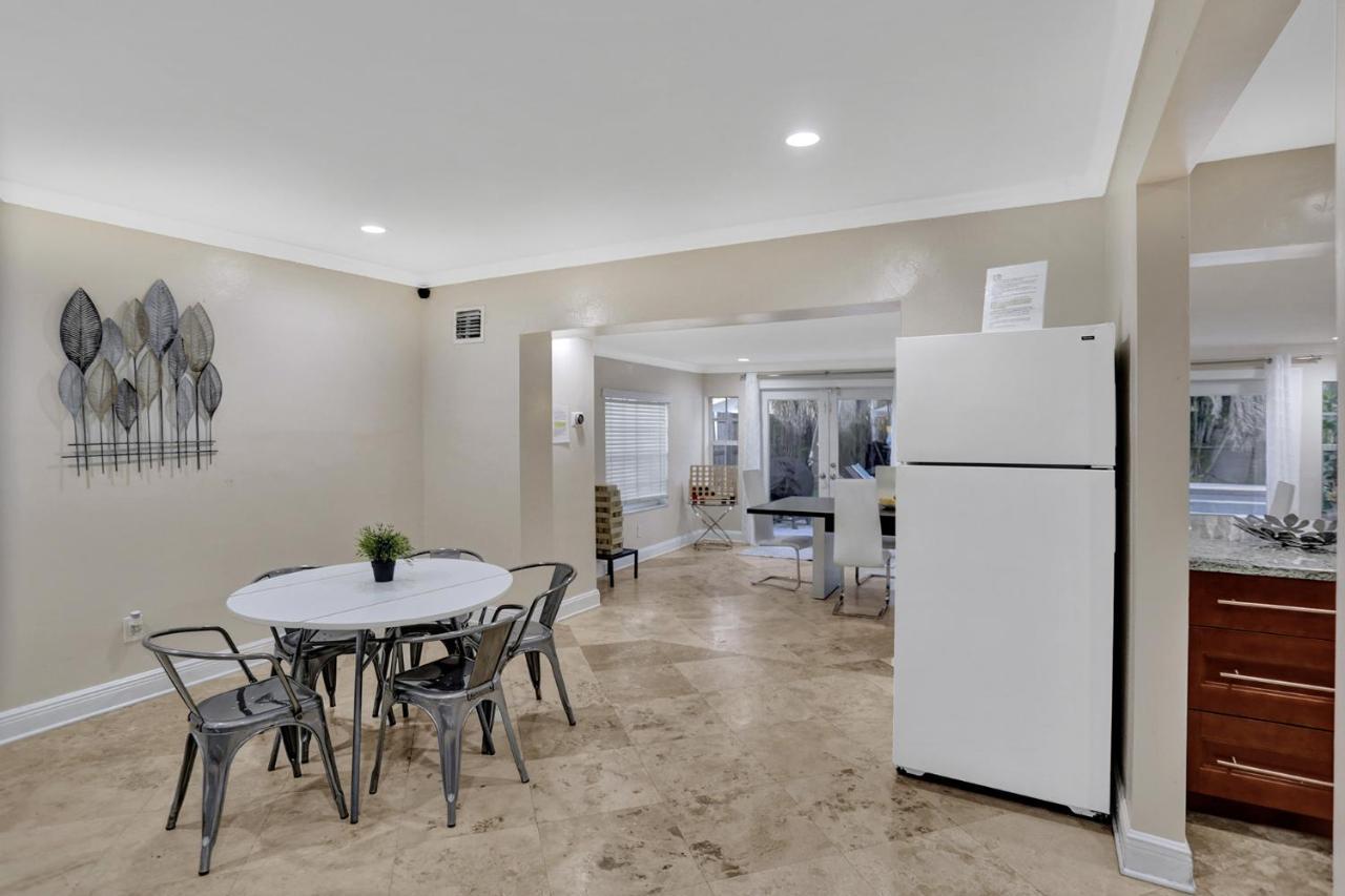 Casa Ria Luxury House & Private Pool Near Aventura Mall
