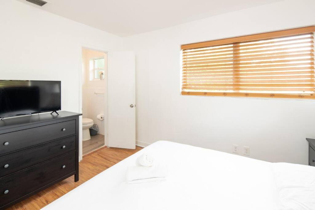 Modern 5 Bedroom 15 Min To The Miami