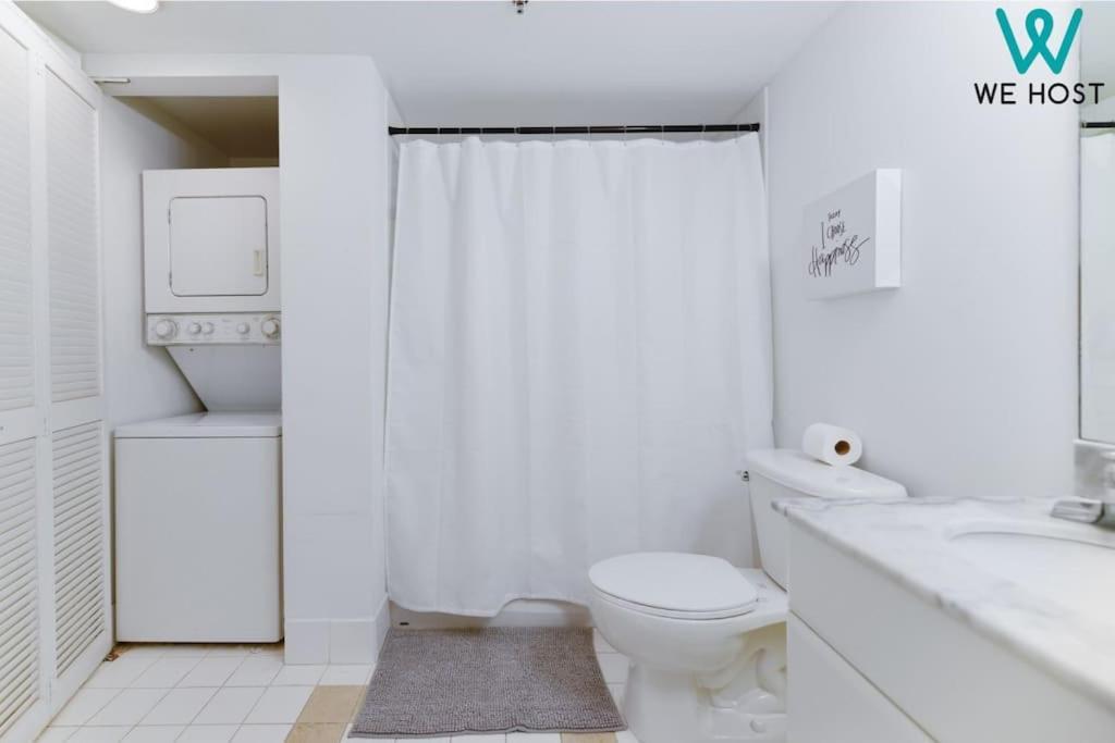 Trendy 2br With Pool And Bay Views Apartment *