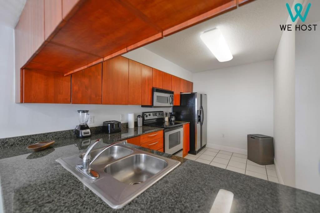 Trendy 2br With Pool And Bay Views Miami