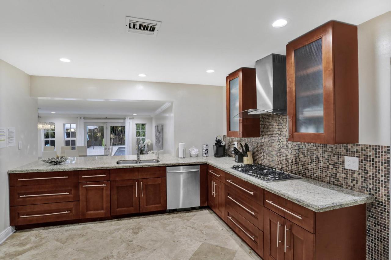 Casa Ria Luxury House & Private Pool Near Aventura Mall * Miami