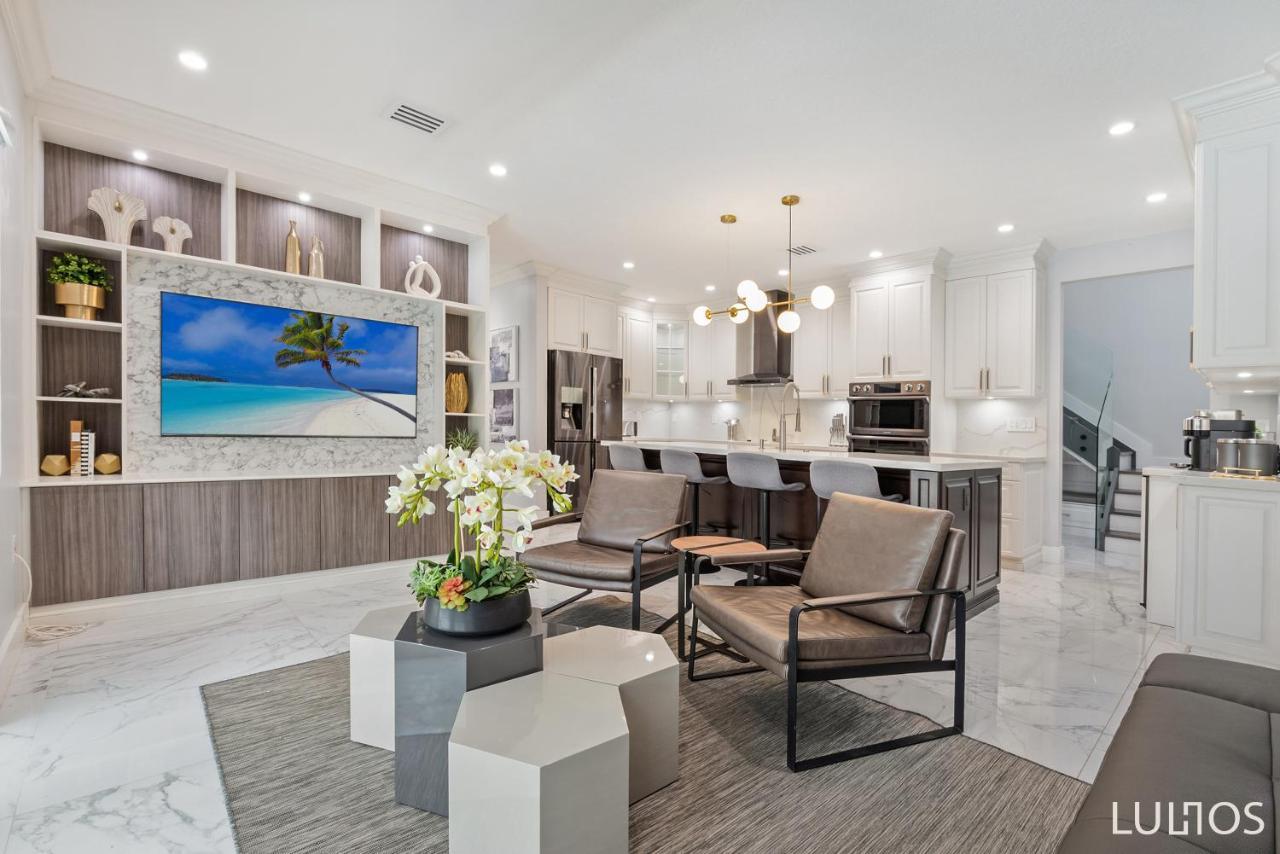 Luxury Oasis - Heated Pool, Game Extravaganza L44 Holiday home *