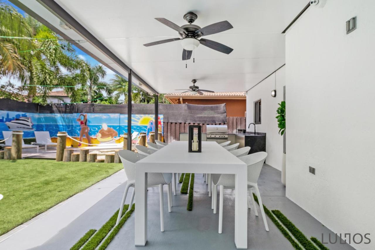 Holiday home Luxury Oasis - Heated Pool, Game Extravaganza L44