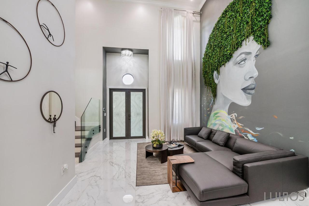 Luxury Oasis - Heated Pool, Game Extravaganza L44 Holiday home Miami
