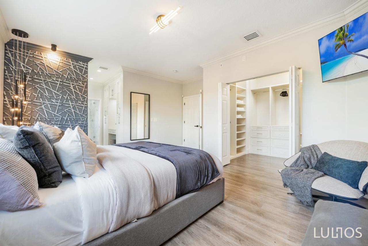 Luxury Oasis - Heated Pool, Game Extravaganza L44 Holiday home *