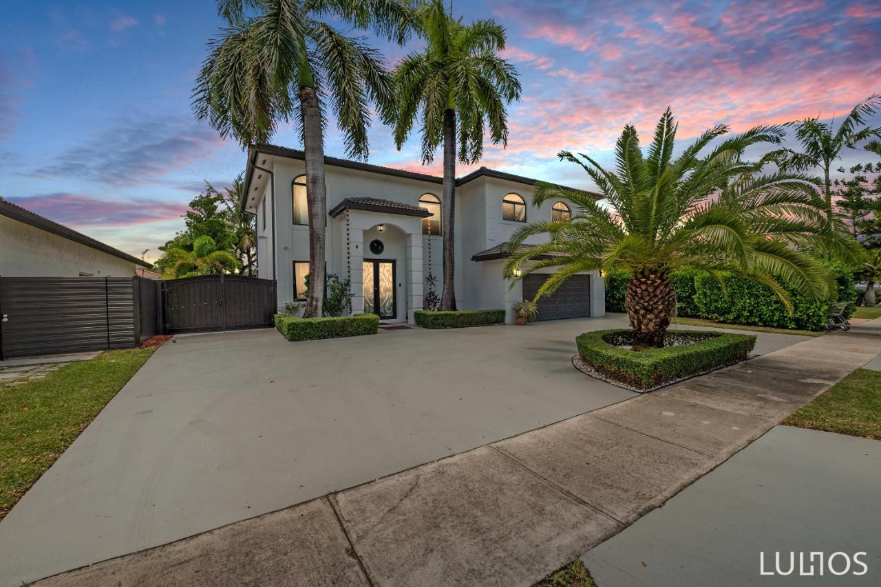 Luxury Oasis - Heated Pool, Game Extravaganza L44 *