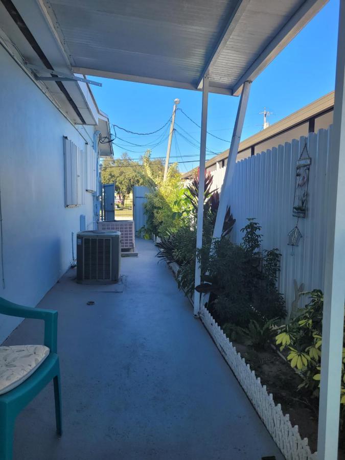 Laly's Little Garden * Miami