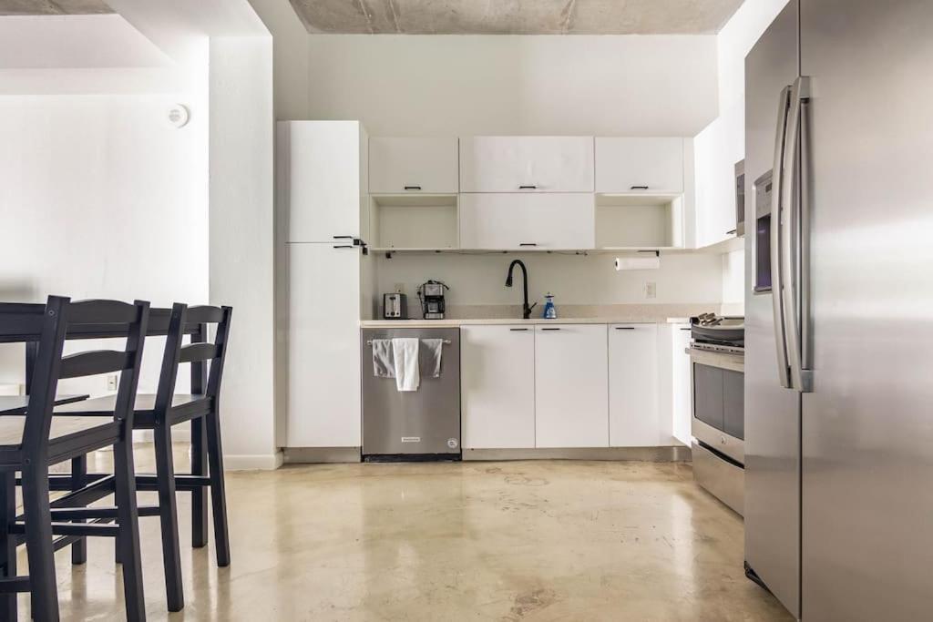 Apartment 1br Loft In Downtown With Bay View And Workspace *