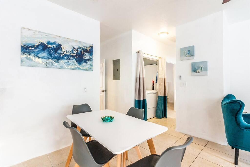 Bright & Cozy Duplex ~ Near South & Wynwood! * Miami
