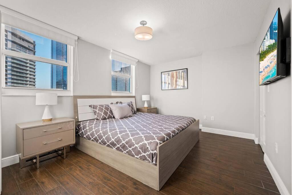 Apartment Ocean View 35th Floor, In The Heart Of *