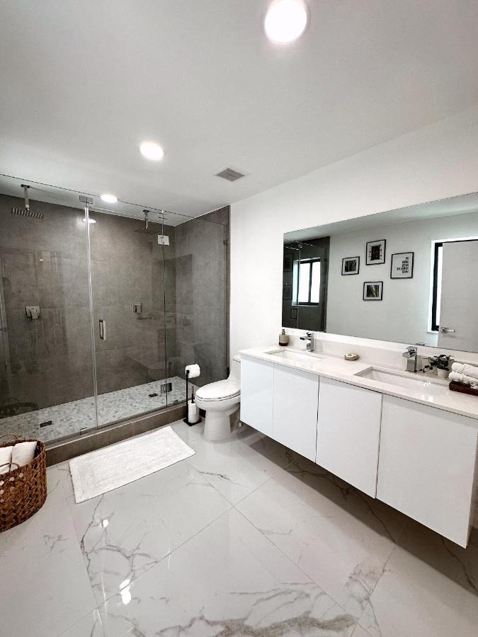 New Comfy And Modern House Near Airport *