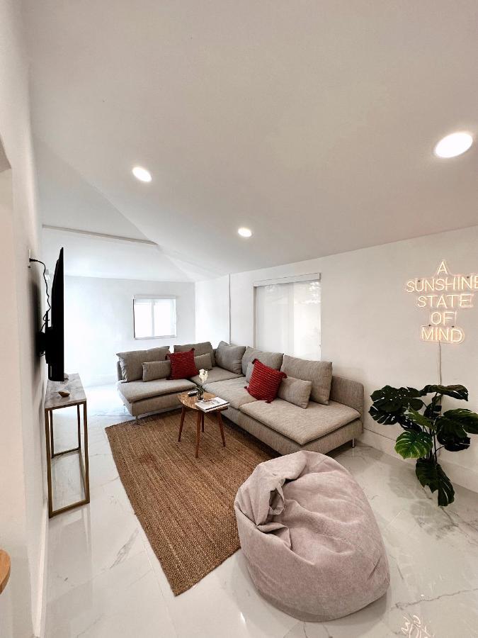 New Comfy And Modern House Near Airport Miami