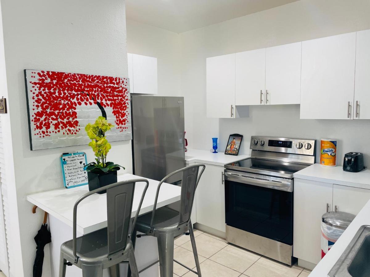 Xanadu Villas - 3 Bedroom House Or 2 Bedroom Holiday home Miami