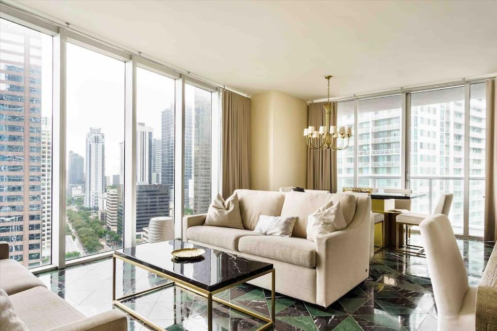 2 Bedroom With Stunning Views At The W Residences