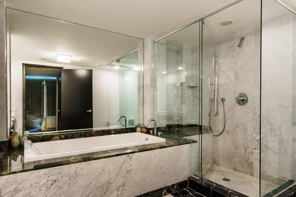 2 Bedroom With Stunning Views At The W Residences Miami