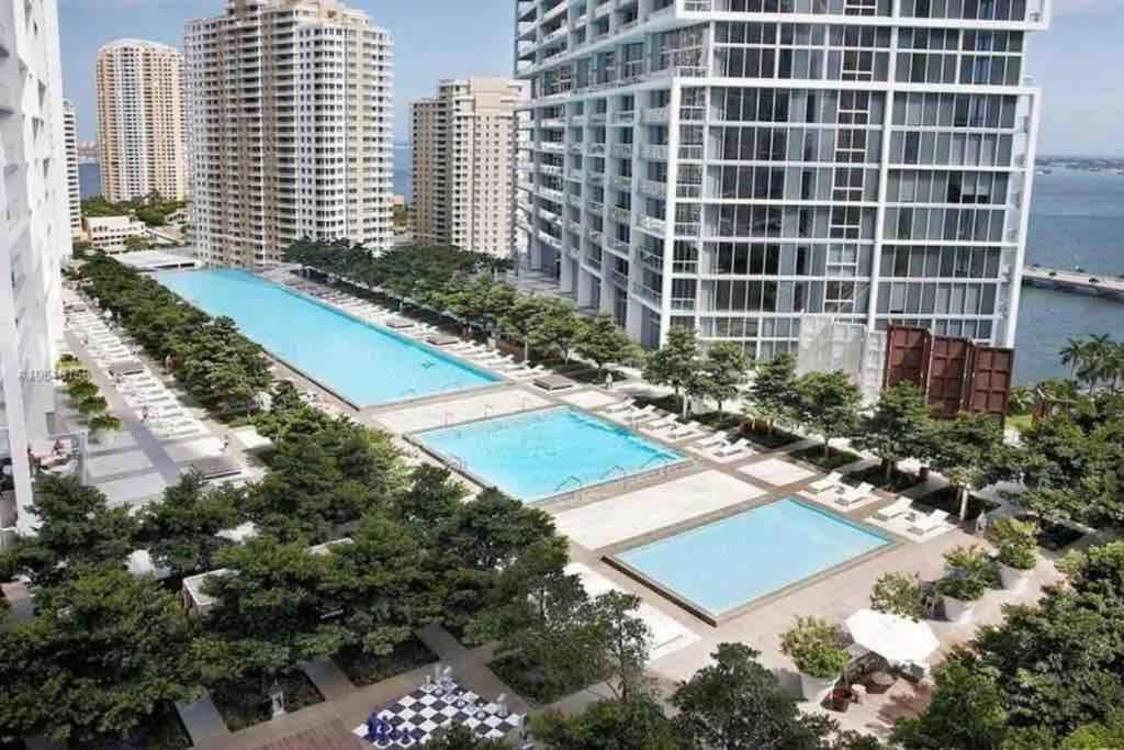2 Bedroom With Stunning Views At The W Residences *