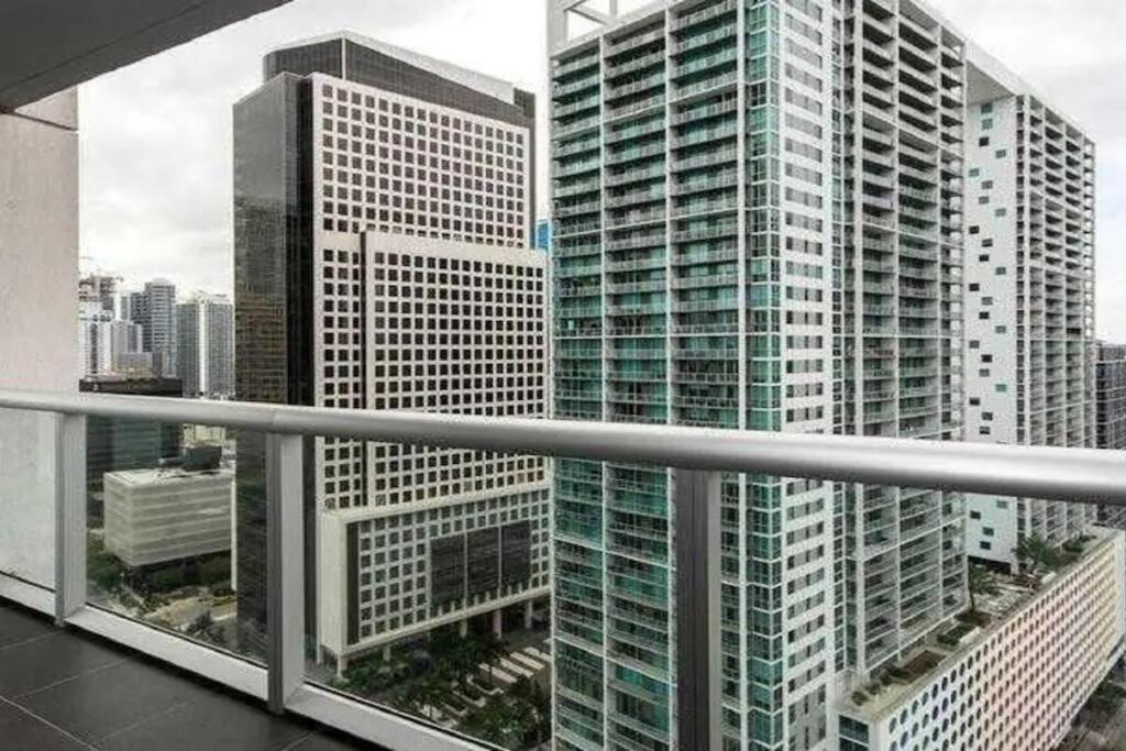 2 Bedroom With Stunning Views At The W Residences Apartment