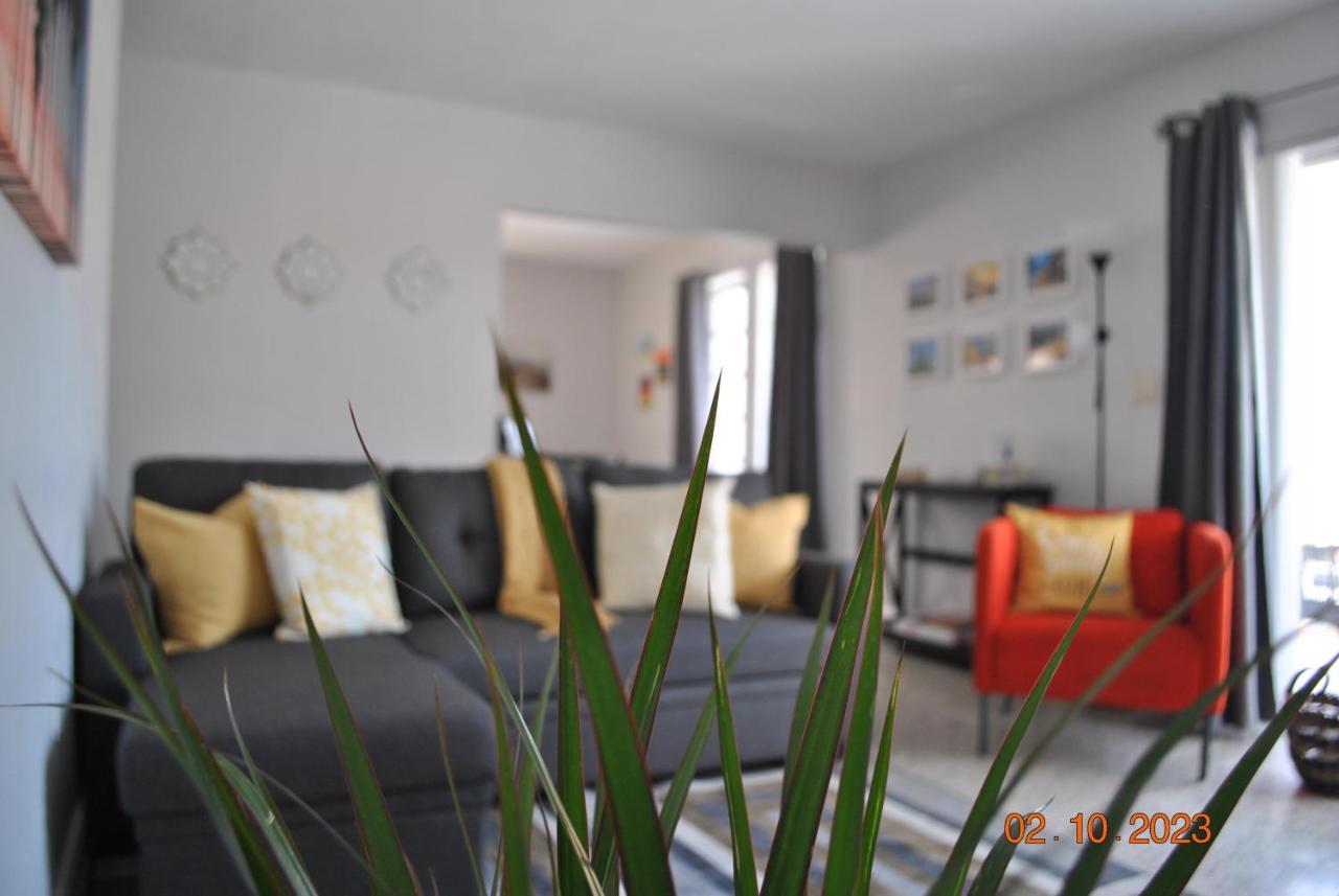 Sleeps 8, Havana Nights In Apartment Miami