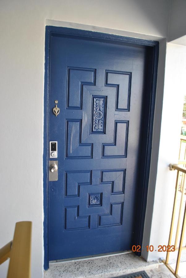 Apartment Sleeps 8, Havana Nights In