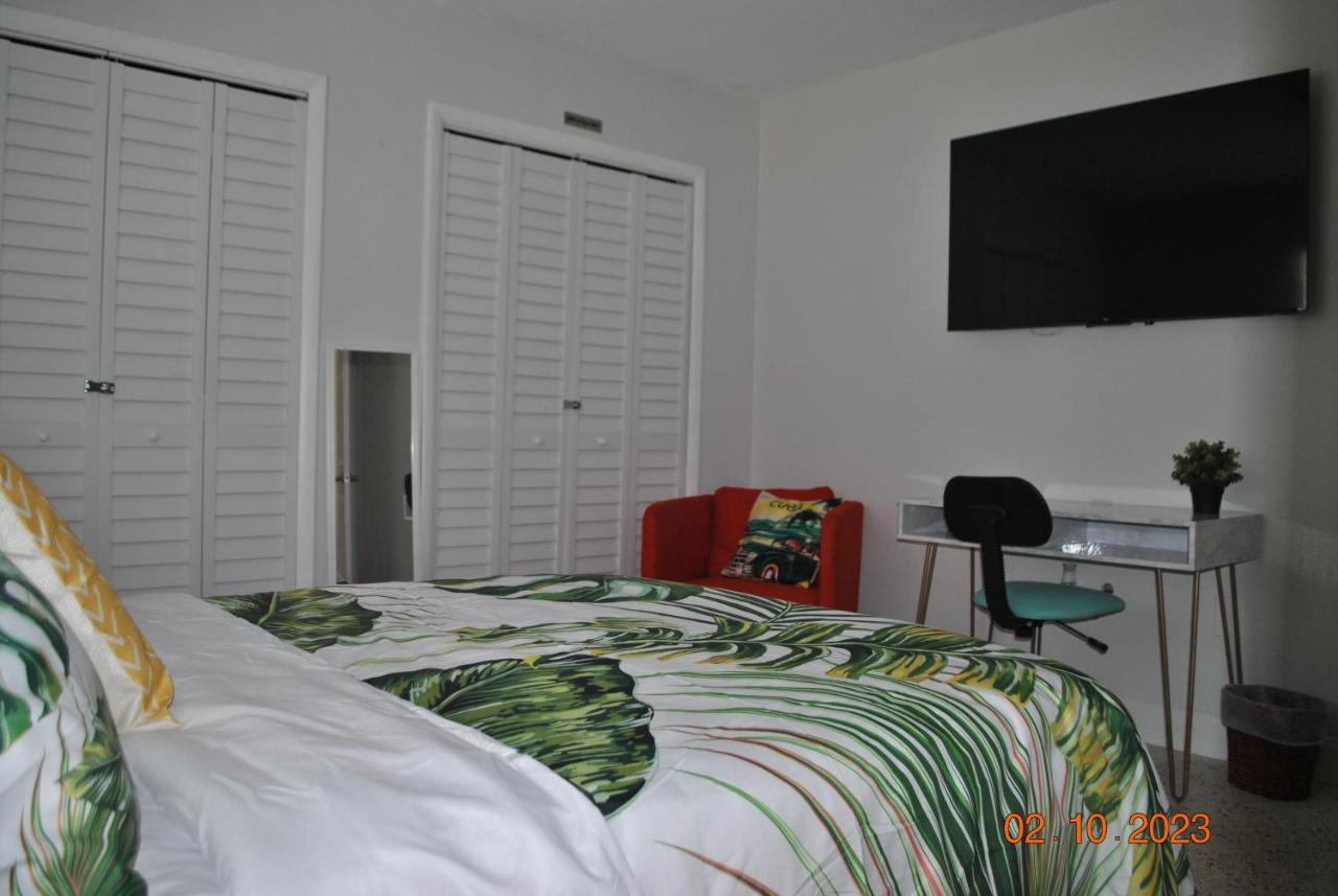 Apartment Sleeps 8, Havana Nights In Miami
