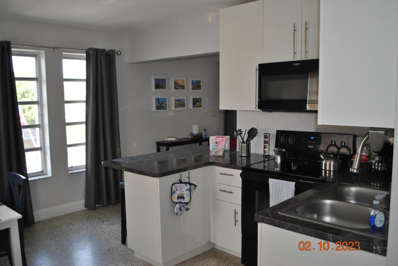 Apartment Sleeps 8, Havana Nights In *