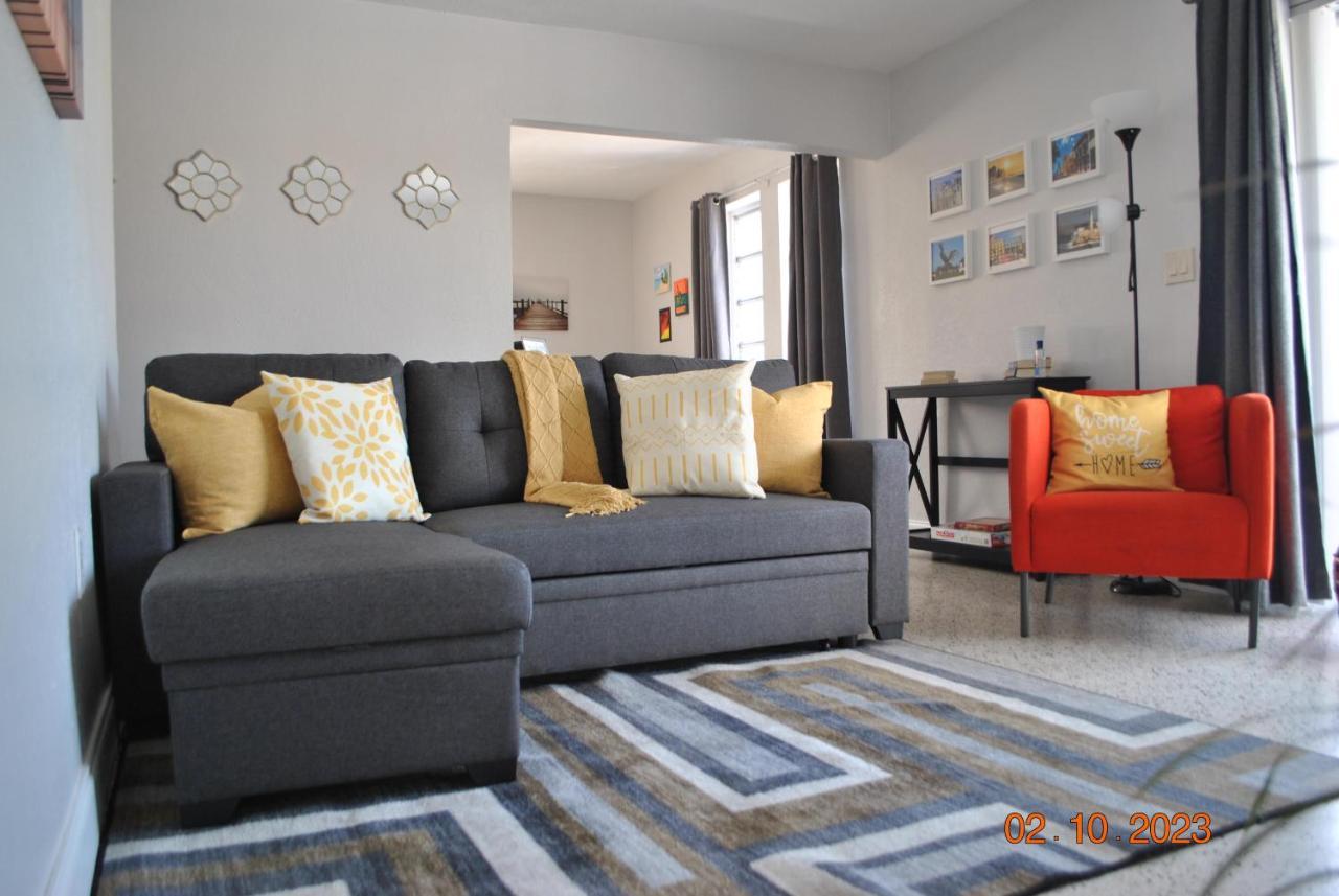 Sleeps 8, Havana Nights In Apartment *