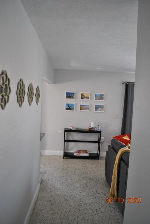 Sleeps 8, Havana Nights In