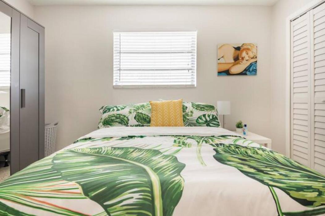 Sleeps 8, Havana Nights In * Miami
