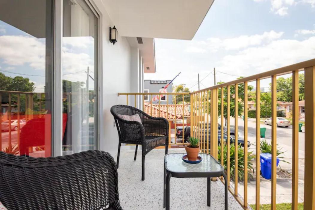 Apartment Sleeps 8, Havana Nights In *