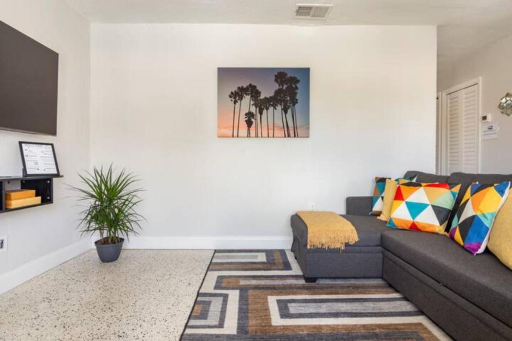 Sleeps 8, Havana Nights In *