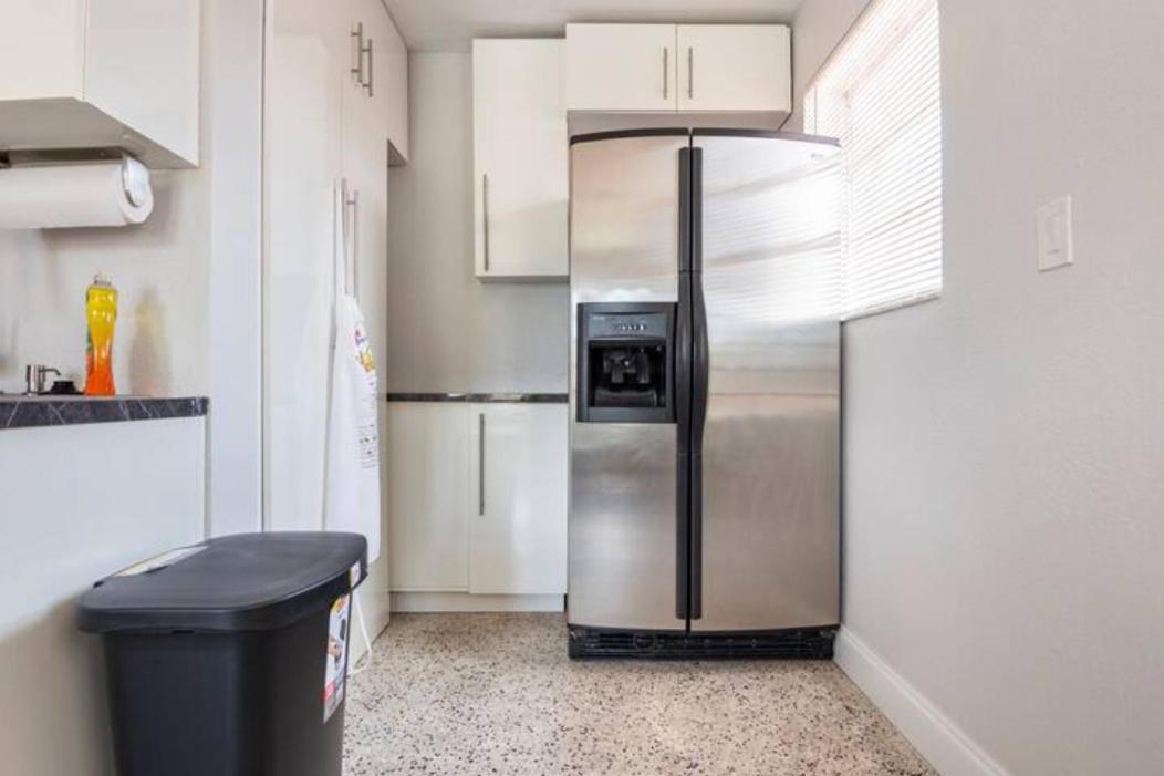 Sleeps 8, Havana Nights In
