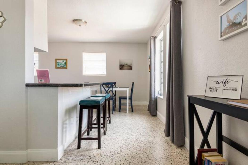 Sleeps 8, Havana Nights In