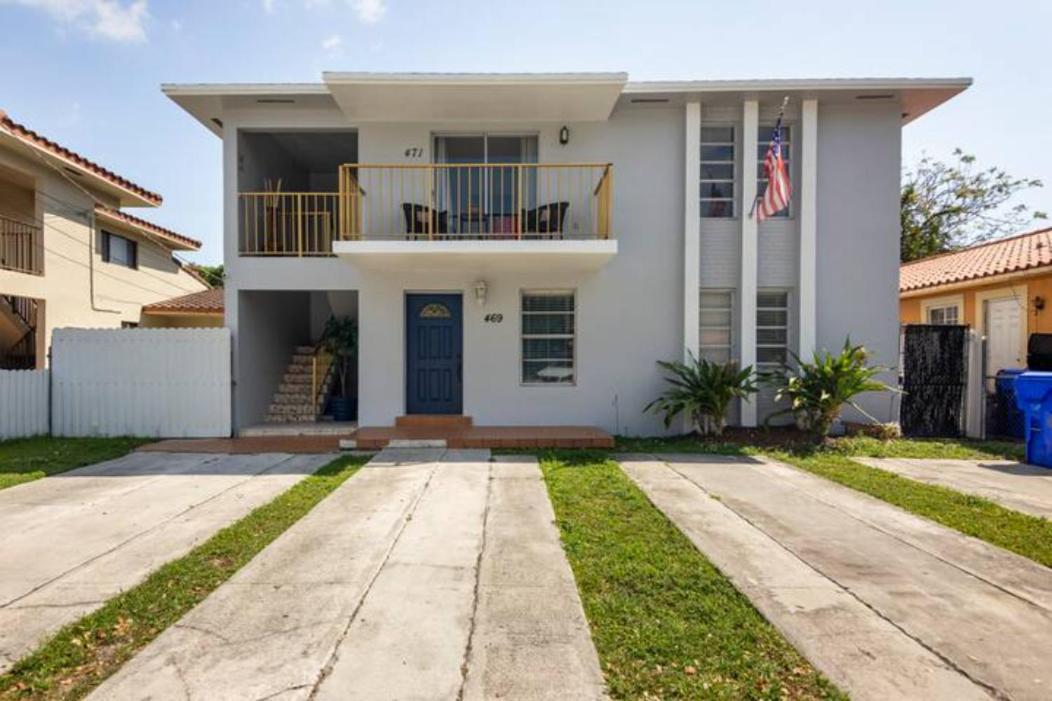 Sleeps 8, Havana Nights In *