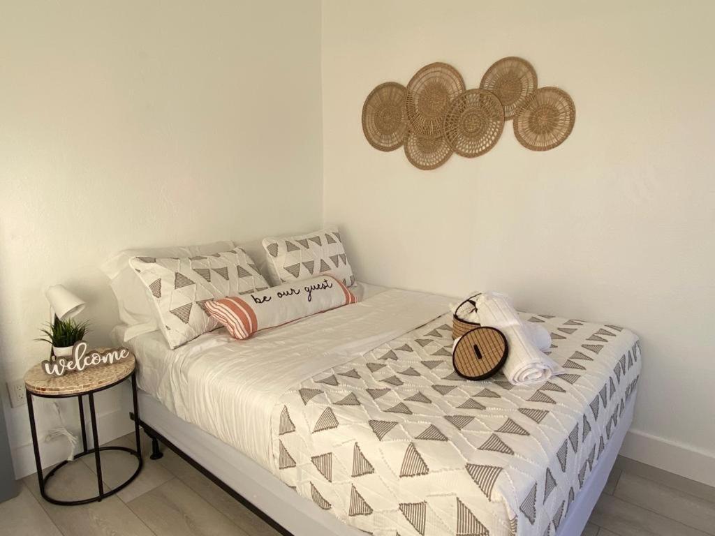 Dream House 4b/2b King Bed Springs, Fl Holiday home Miami