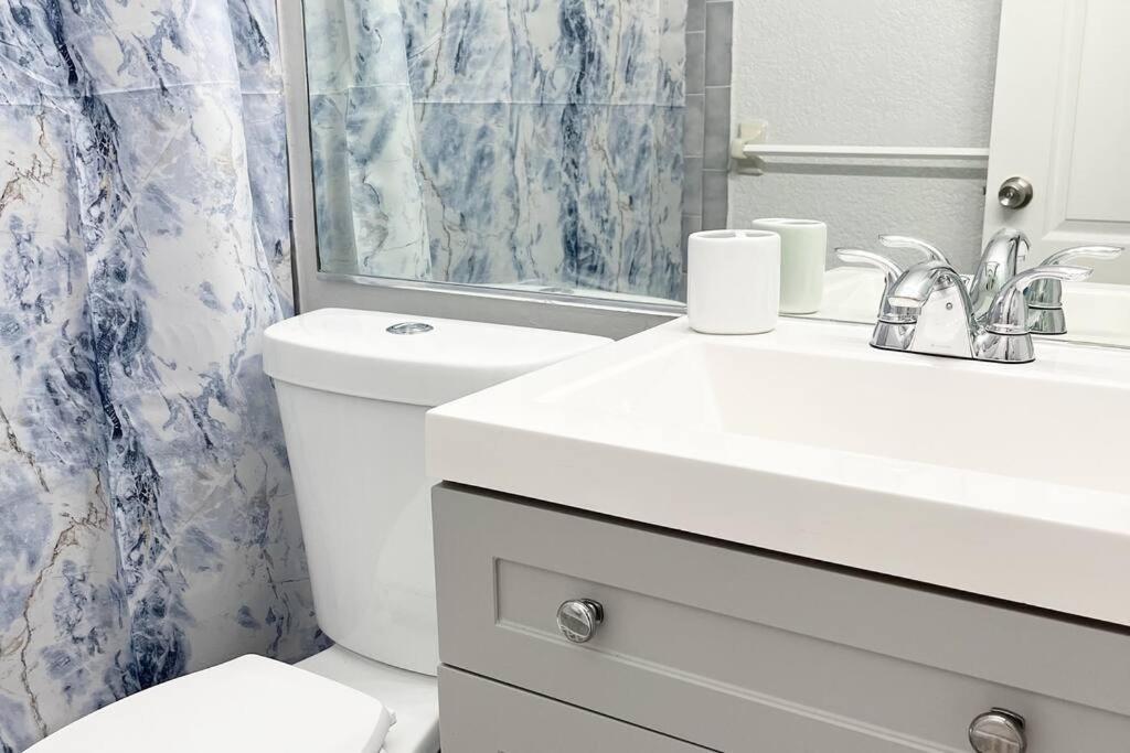 Amazing & Cozy Duplex Near Zoo ! Miami