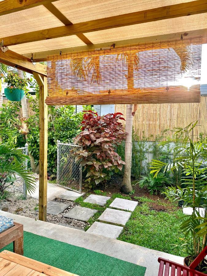 Beach Guests House Homestay *