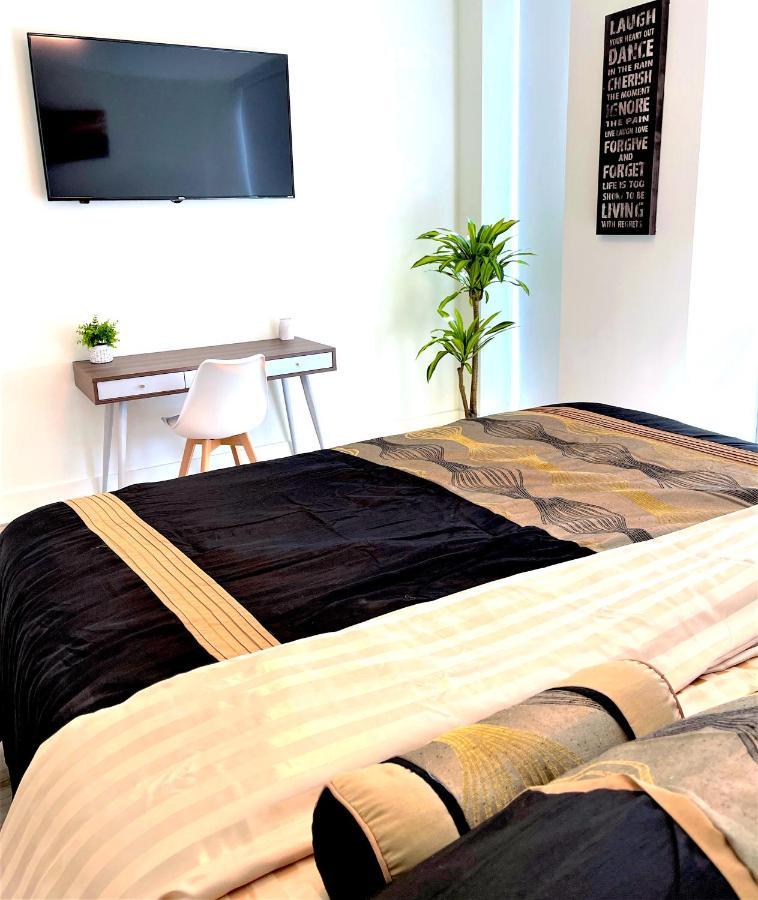 Complex Full Amenities & Entertainment! *
