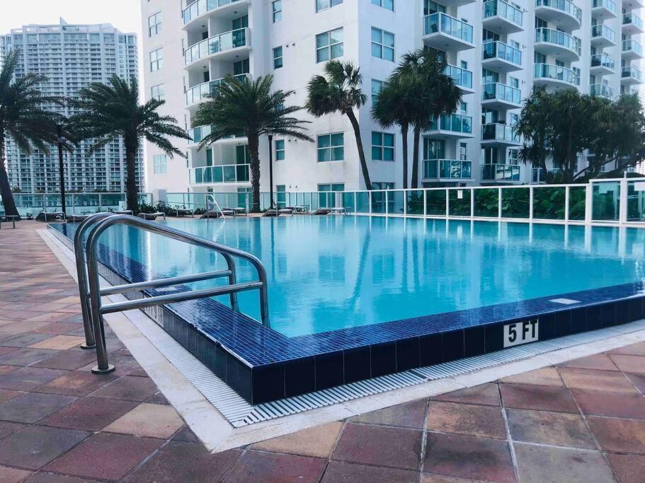Beautiful Brickell Loft * Miami