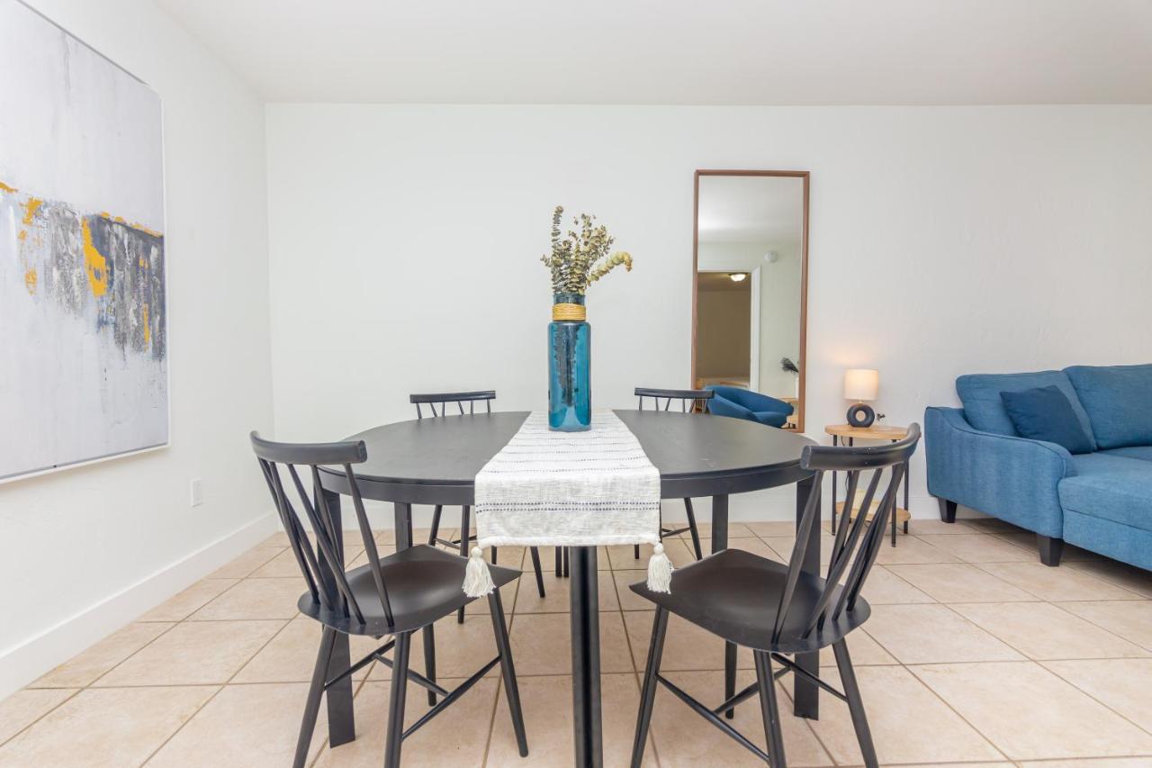 One Bedroom - With Parking & Balcony - Heart Of Wynwood Apartment